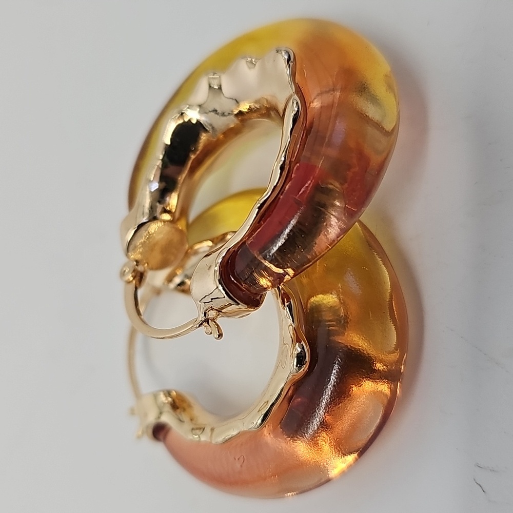 Chico's Chunky Transparent Gold Gradient Colored Resin Hoop No Droop Earrings‎ - Picture 9 of 9